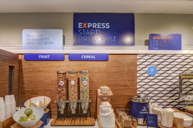 Holiday Inn Express - Fort Walton Beach Central By Ihg Esterno foto